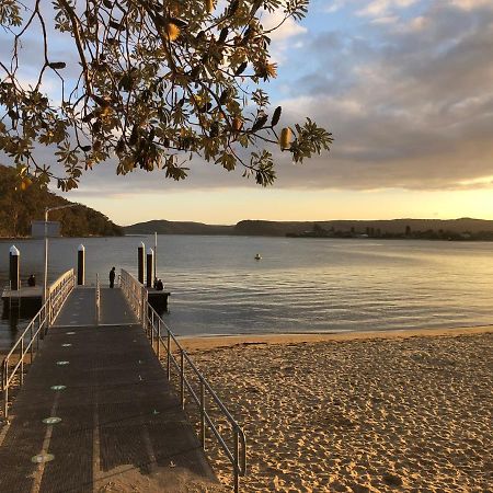 Agapi On Cambridge Hotel Umina Beach Exterior foto